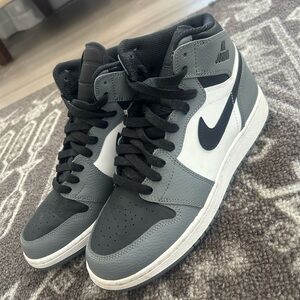 Nike Air Jordan 1 Mid GS Size 6Y/7.5W, Gray/Black/White | Barely Worn | Clean